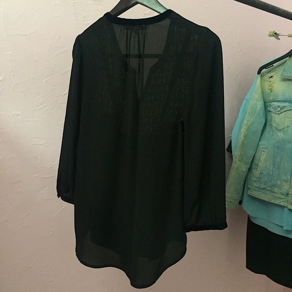 Daniel Rainn Blouse - Picture 6 of 6